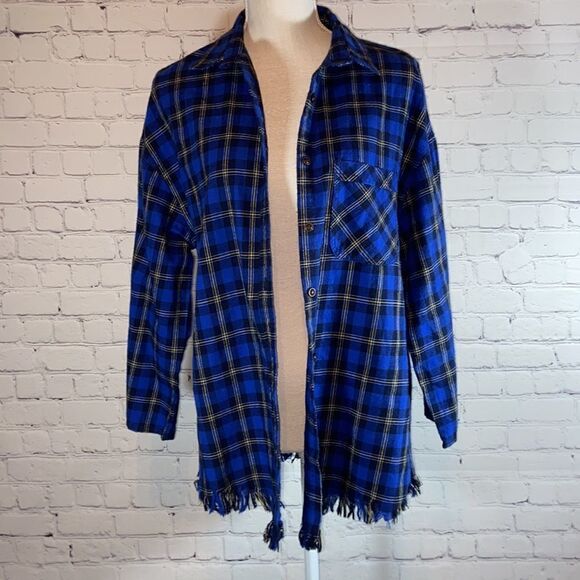 Umgee Blue Plaid Raw Fringe Hem Button Down - Picture 3 of 8